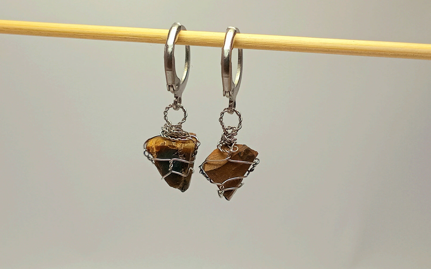 Tiger Eye Jewelry Set – Pendant Necklace with Stud & Dangle Earrings, Stainless Steel