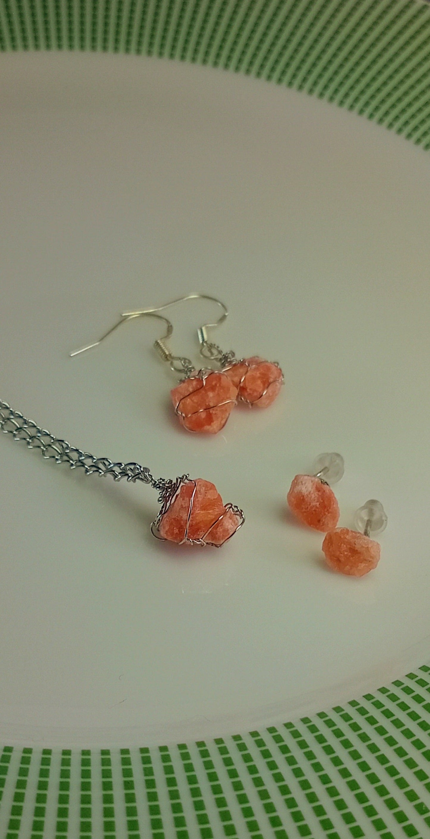 Sunstone Jewelry Set – Pendant Necklace with Stud & Dangle Earrings, Stainless Steel