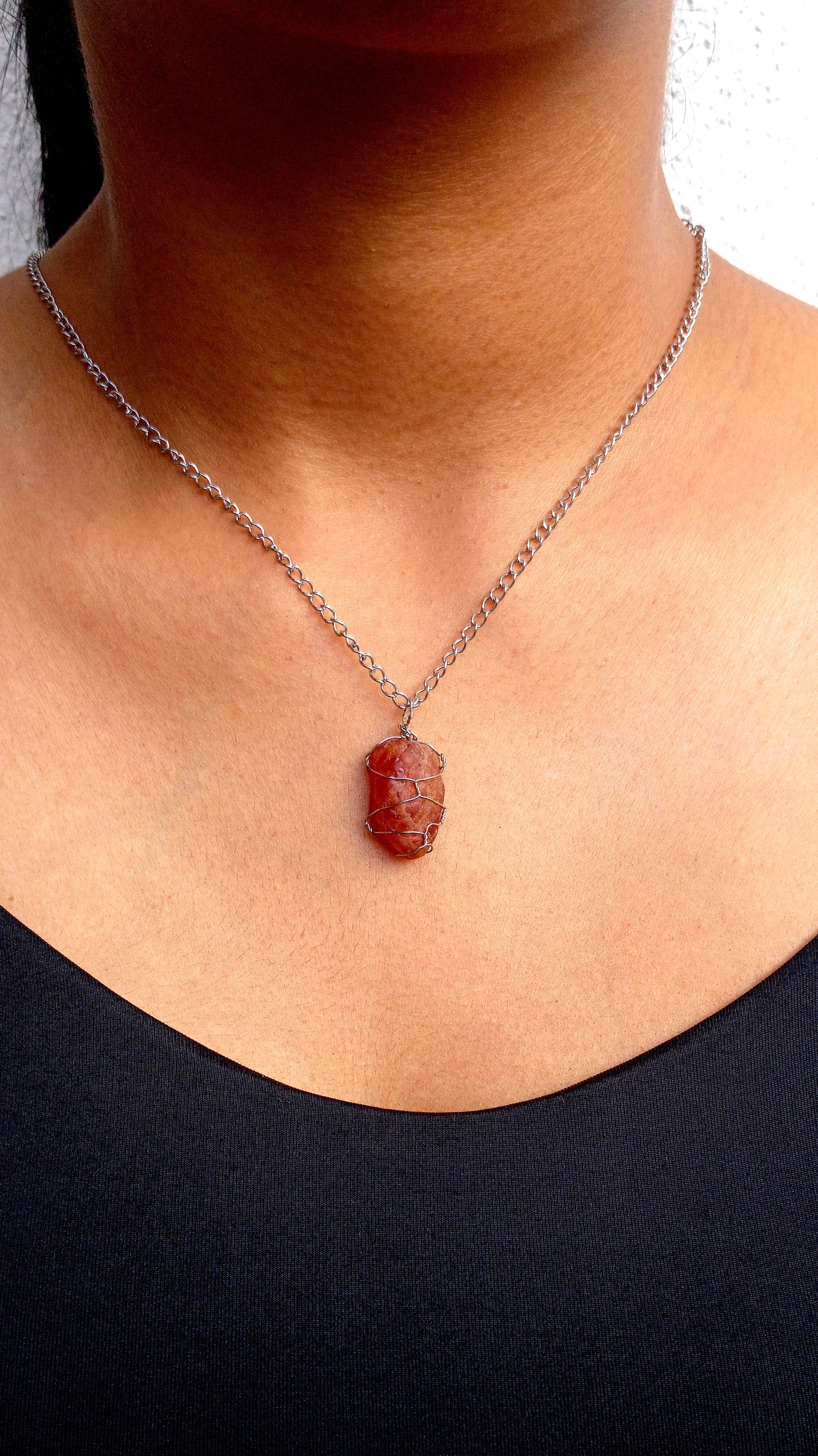 Garnet (Hessonite) Pendant Necklace with Stud Earrings, Stainless Steel